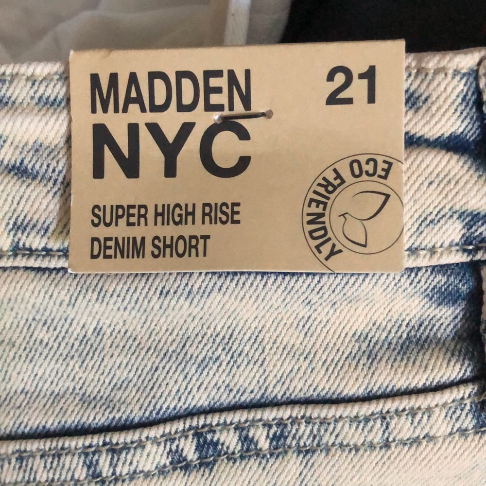 Women High Rise Denim Shorts - Picture 3 of 4